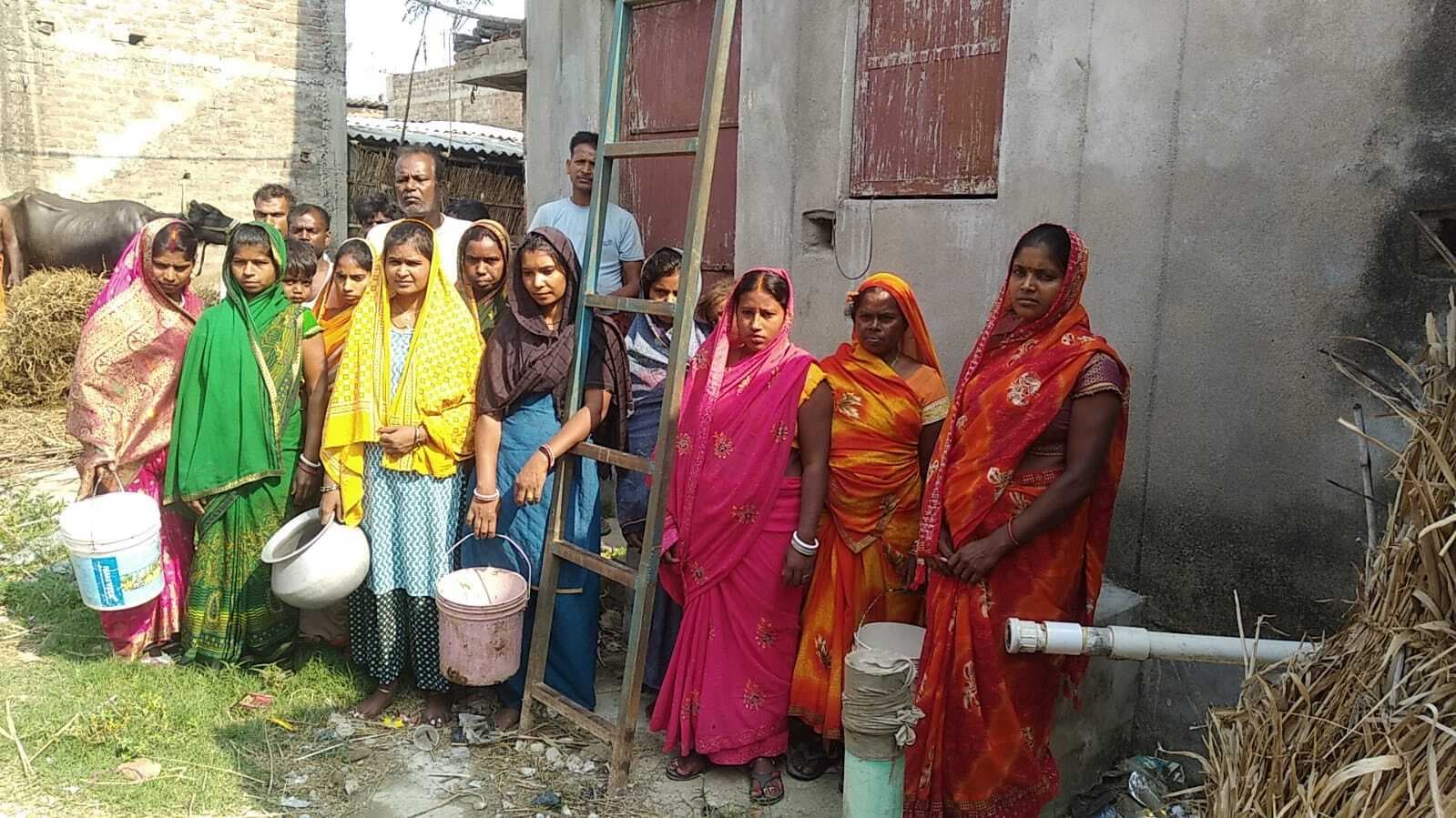 पैनल खराब होने से पेयजल संकट, ग्रामीण हो रहे परेशान