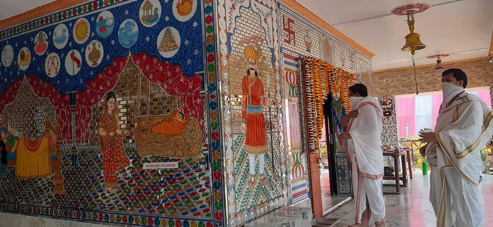 PURNIA : आइये, शीशे की नक्काशी के लिए प्रसिद्ध श्री जैन श्वेतांबर पार्श्वनाथ मंदिर में कीजिये दर्शन