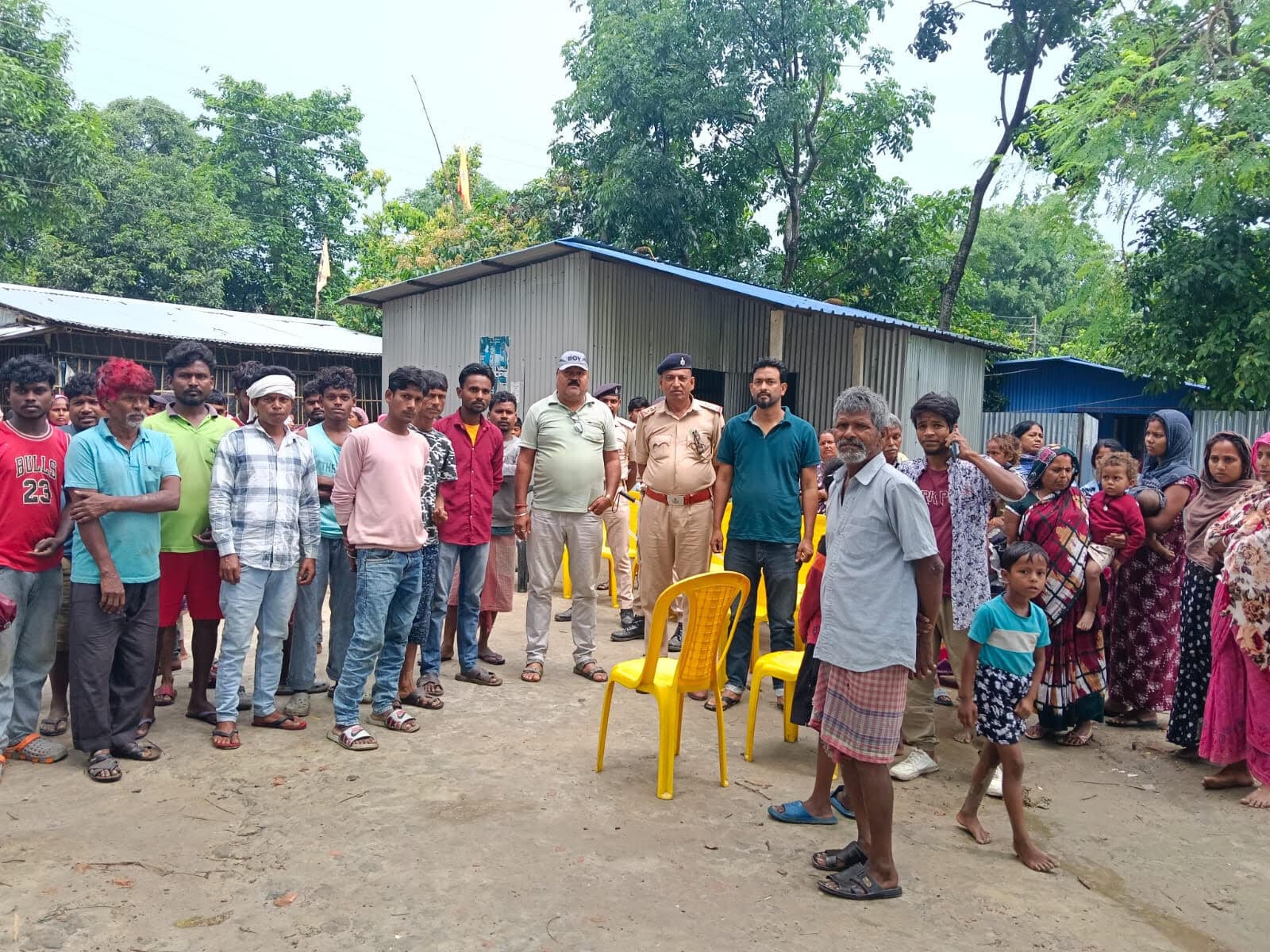 आम को बचाने के लिए लगाया करंट, नाबालिग की मौत