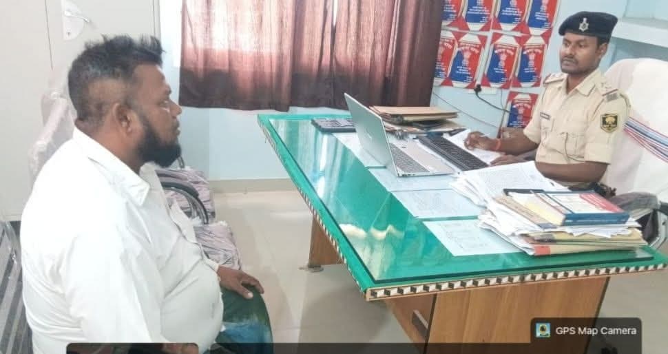 कचना थाना में जनसंवाद कार्यक्रम आयोजित, लोगों की समस्याएं सुनी गयी