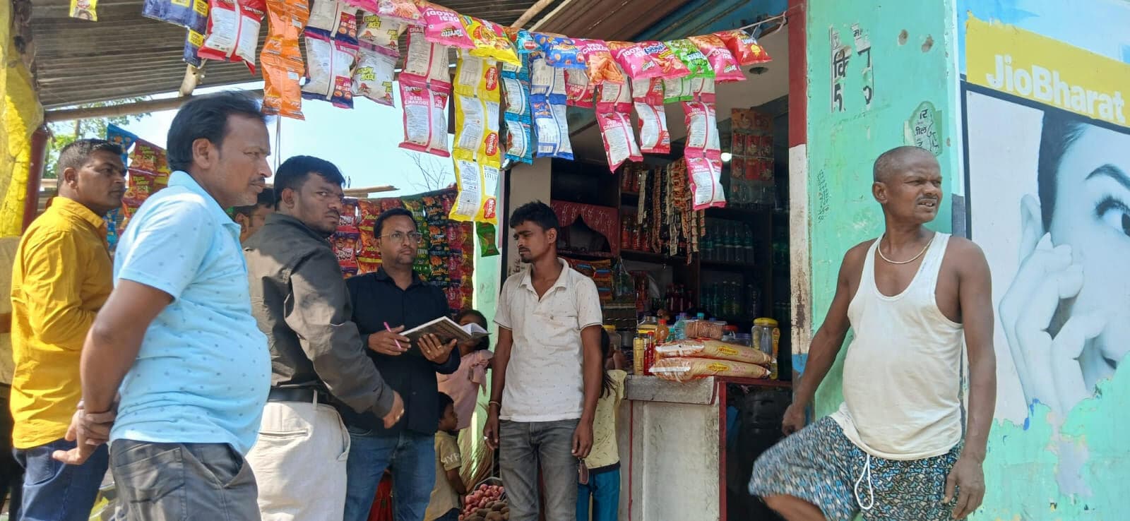 बिजली चोरी मामले में पांच लोगों पर लगाया जुर्माना