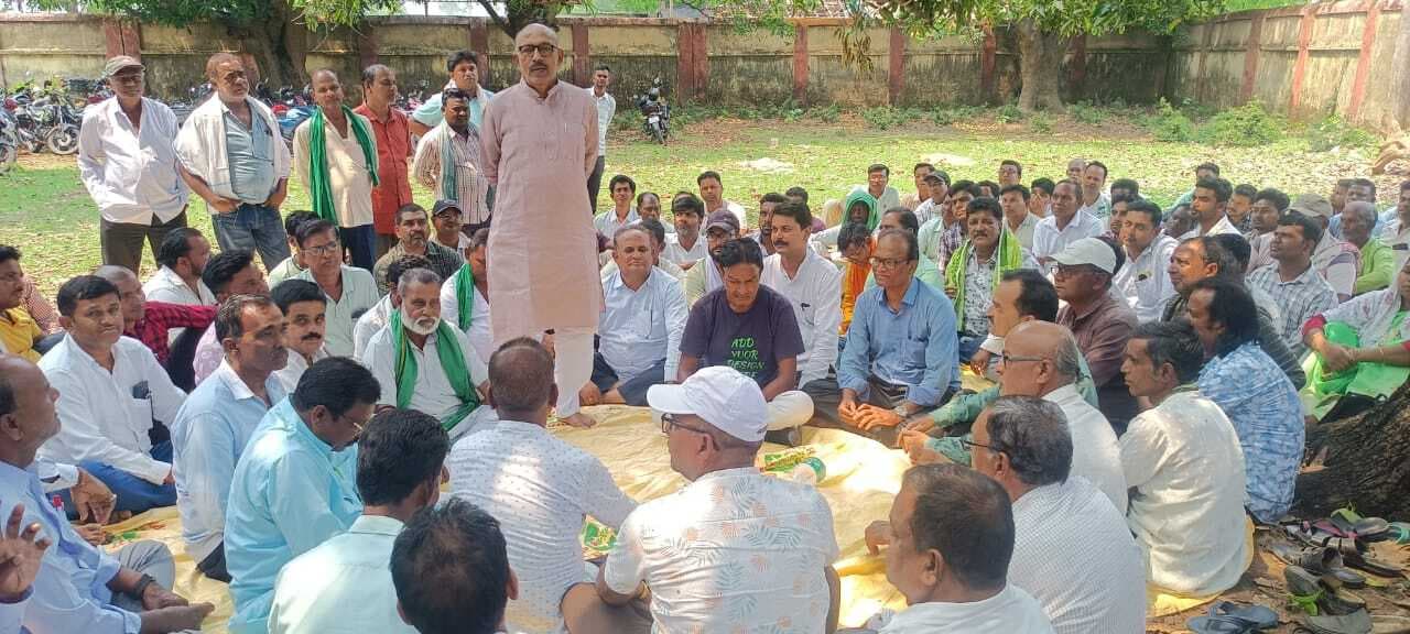 झामुमो के कार्यकर्ता संगठन को बनायें मजबूत : स्पीकर