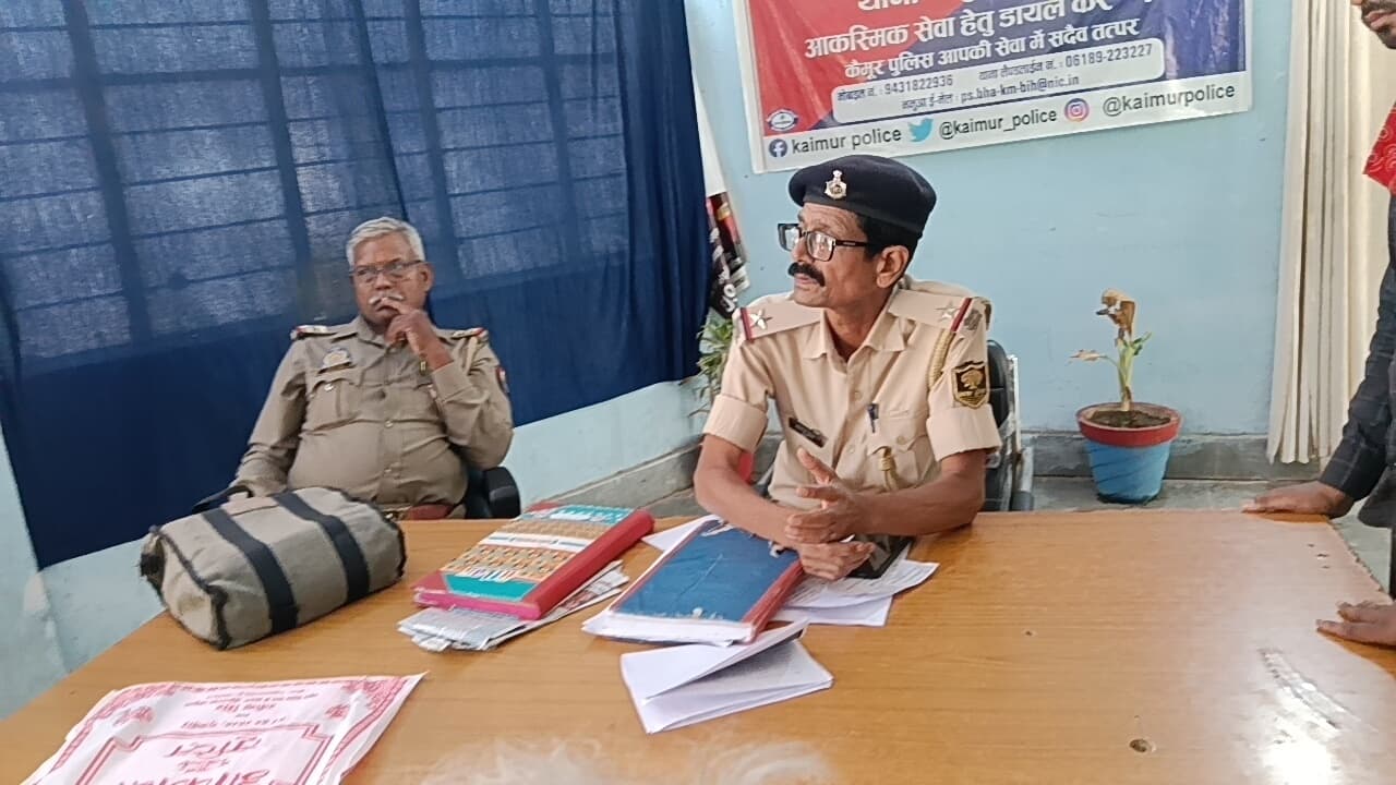 फरार वारंटी को गिरफ्तार करने भभुआ पहुंची मुगलसराय की पुलिस