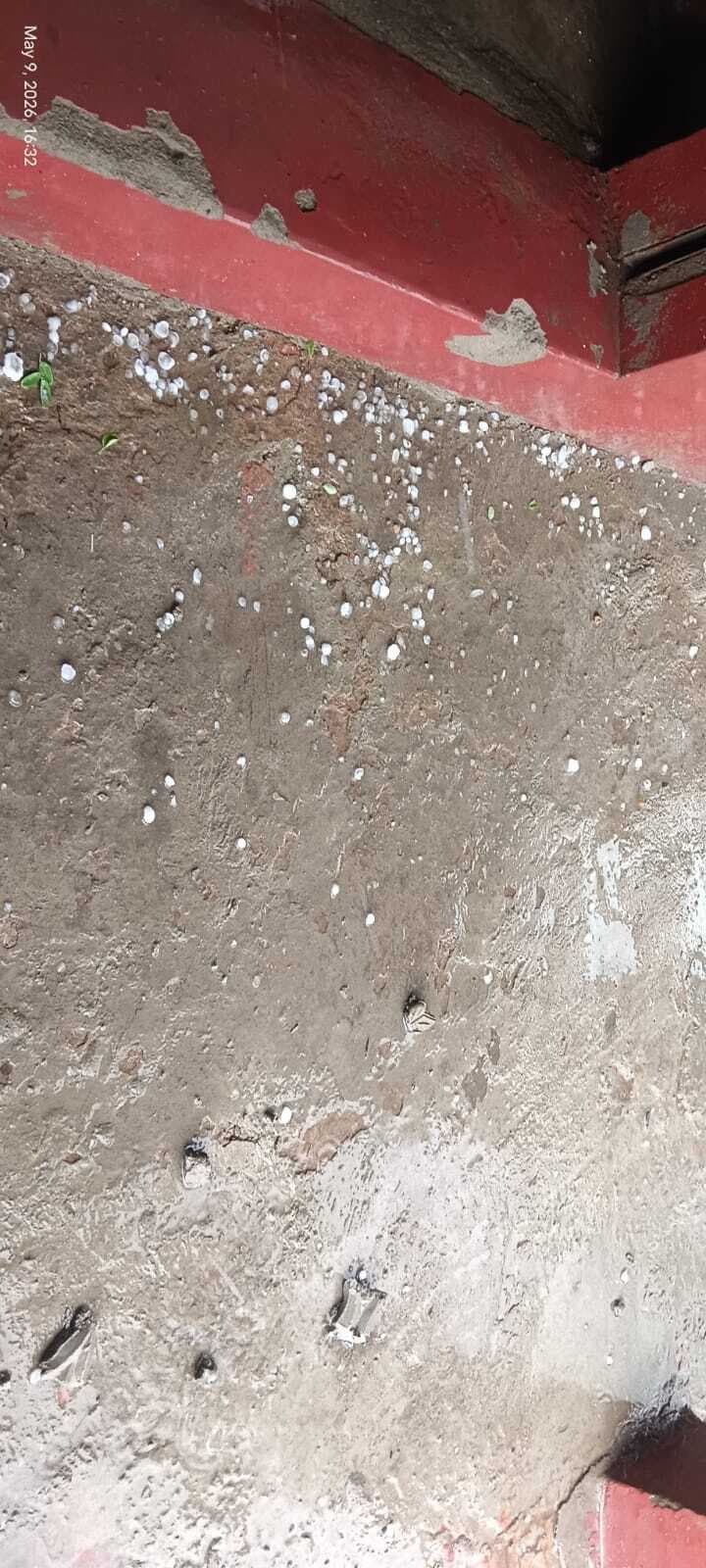 मौसम ने ली करवट, तेज बारिश के साथ गिरे ओले
