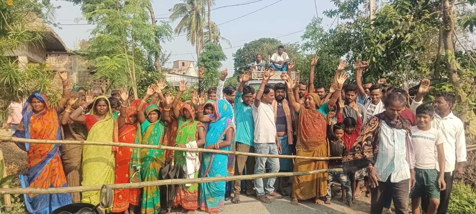 आंधी में तार गिरे तो 11 दिन से नहीं आयी बिजली, लोगों का फूटा गुस्सा, जाम व नारेबाजी