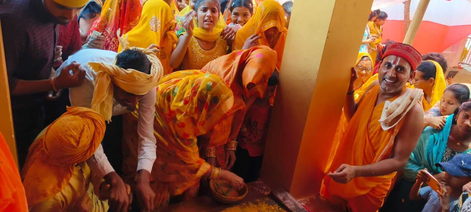 रोझई में निकली मां काली की डोली यात्रा, श्रद्धालुओं ने नम आंखों से दी विदाई