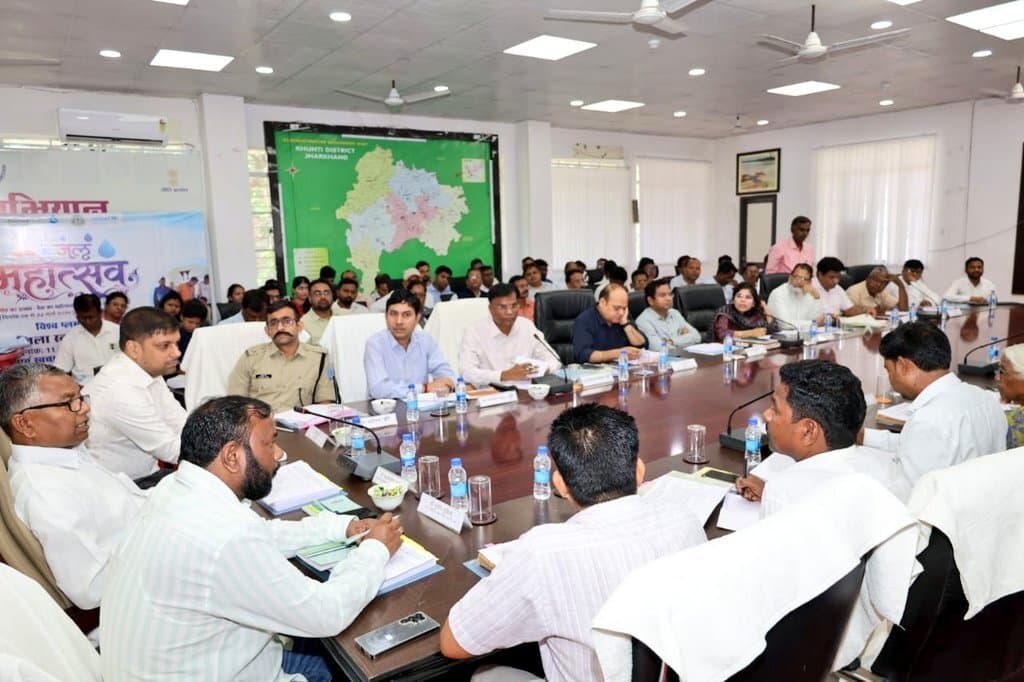 हर पंचायत में सहकारी समिति गठित हो व कृषि, सहकारिता, उद्यान को समन्वय बनाकर कार्य करें
