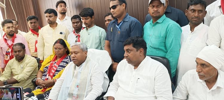 गया में मंत्री संतोष सुमन का बड़ा हमला: तेजस्वी को कहा नौवीं फेल, तो राहुल को बरसाती मेंढक
