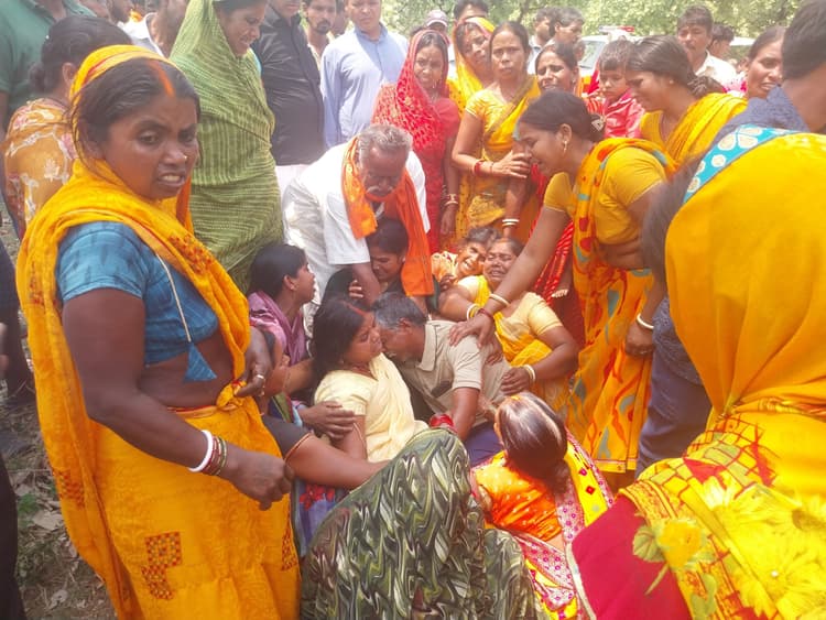 Giridih News :बिरनी में खेत में काम करने गयी महिला को हाथियों ने कुचला, मौत