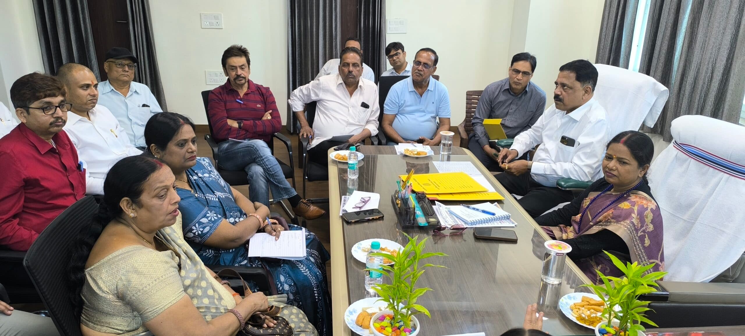 Giridih News :शहर की स्वच्छता में सिविल सोसाइटी की भूमिका अहम : सुदिव्य