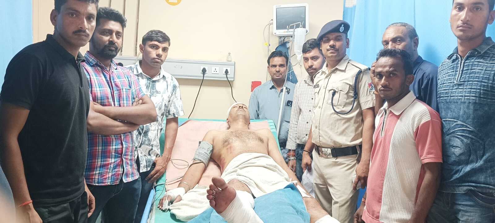 Giridih News :हजारीबाग रोड रेलवे स्टेशन पर राजधानी एक्सप्रेस से गिरा आर्मी जवान, घायल