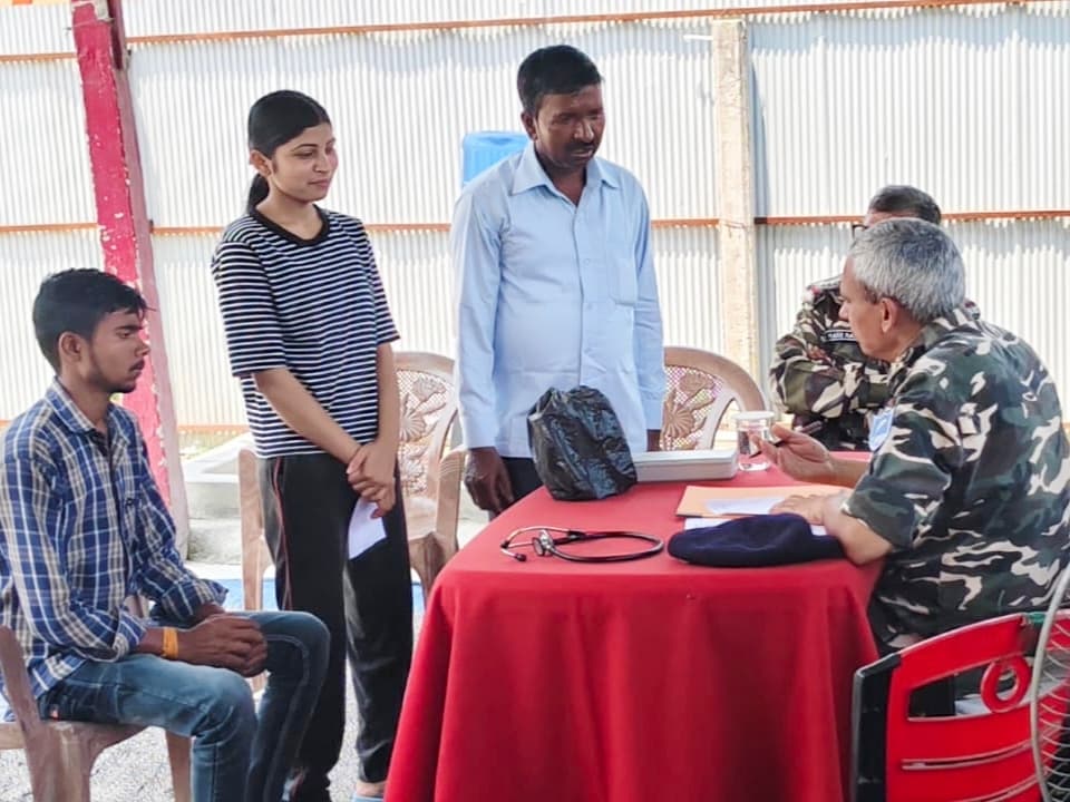 SUPAUL : सीमावर्ती गांव गीदड़मारी के लोगों का किया गया स्वास्थ्य परीक्षण