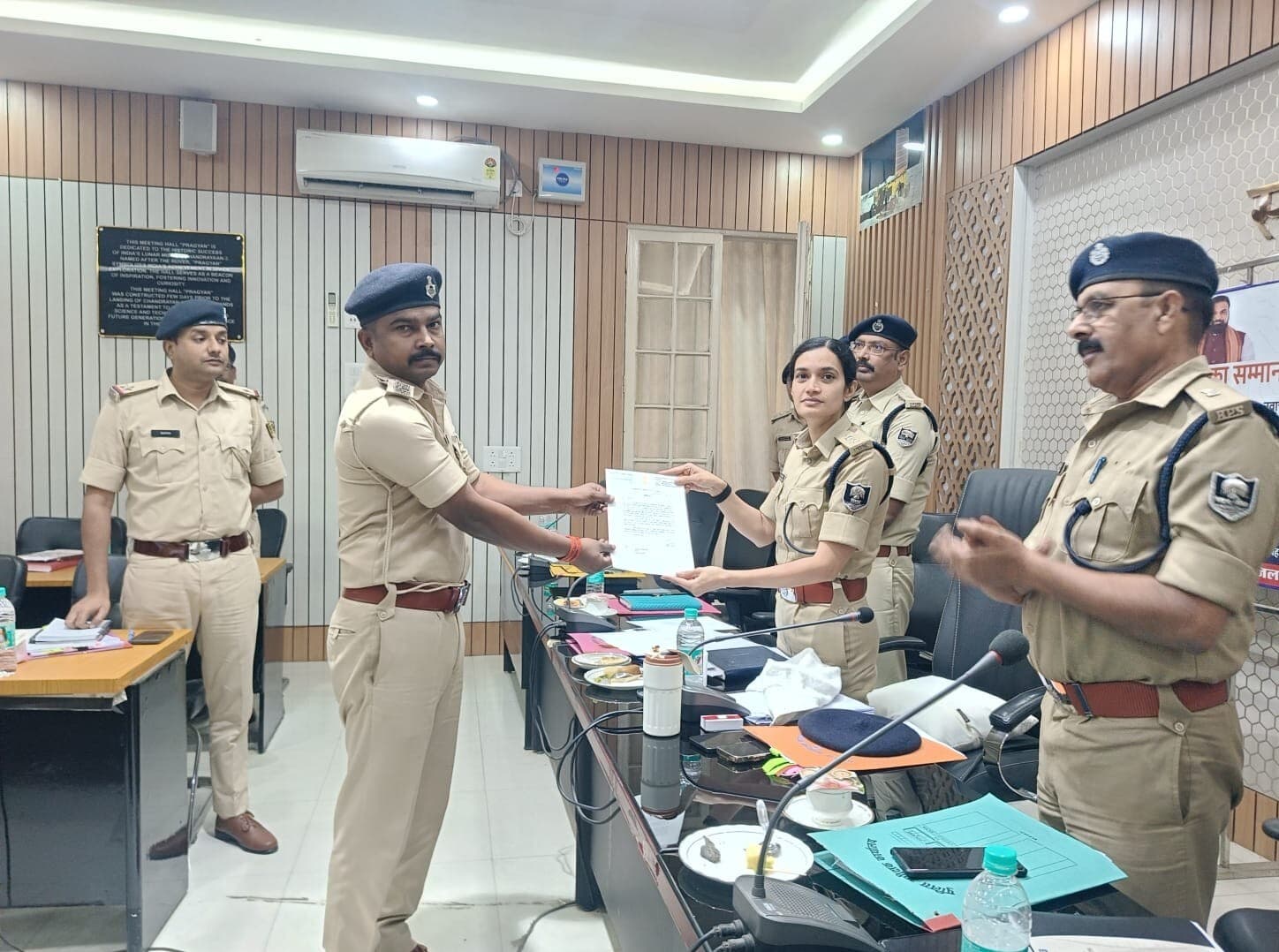 PURNIA : बेहतर कार्य करने वाले कई थानाध्यक्ष व पुलिस पदाधिकारियों को मिला सम्मान