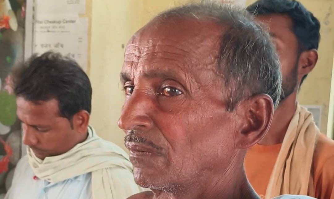 श्मशान घाट पर भौंरों के हमले से मची भगदड़, दाह संस्कार में आये 50 लोगों को काटा