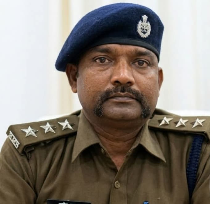 कोढ़ा के पूर्व डीएसपी धर्मेंद्र कुमार किये गये निलंबित