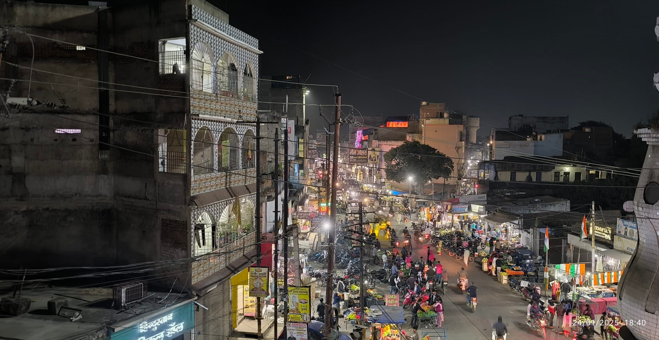 Giridih News :व्यावसायिक भवनों के निर्माण में भी किया जा रहा विचलन