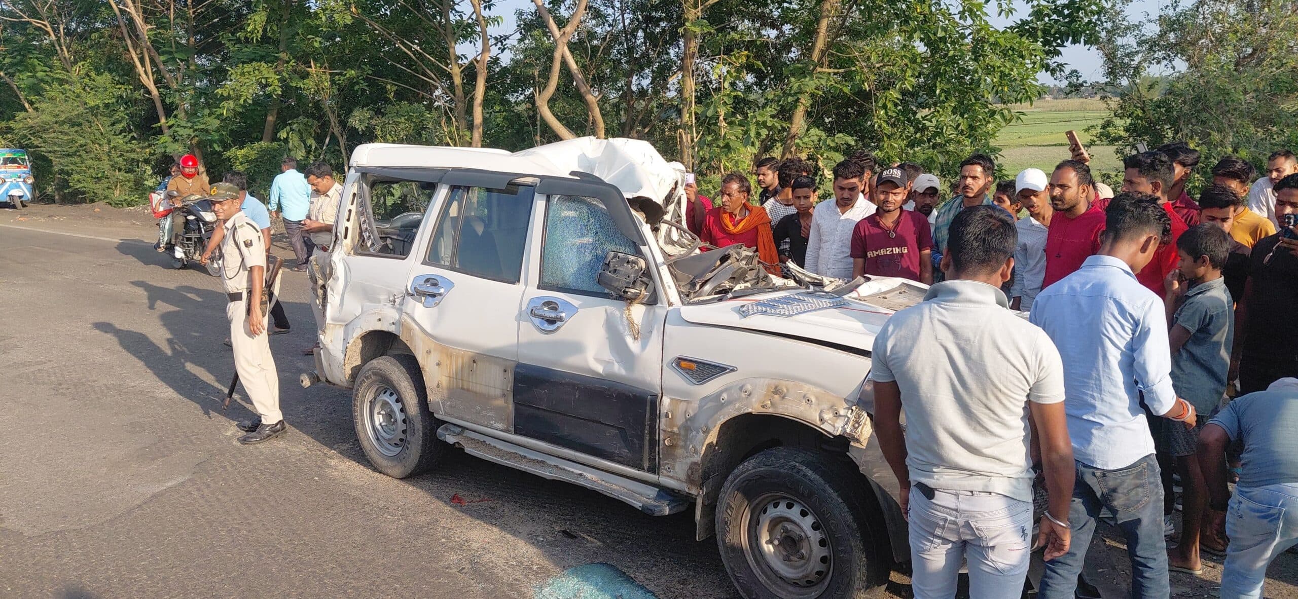 SUPAUL : ट्रक ने स्कॉर्पियो को मारी टक्कर, बाल-बाल बचा चालक