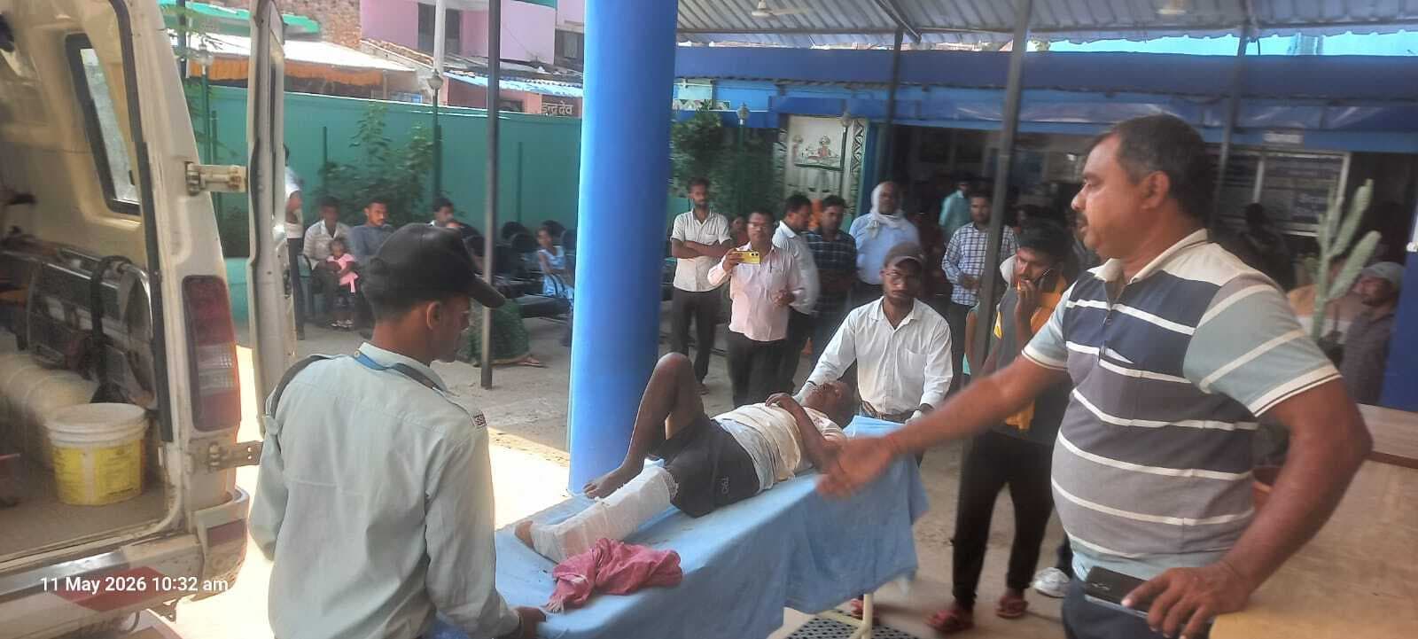 BANKA : स्कॉर्पियो की टक्कर से बाइक सवार युवक जख्मी, रेफर