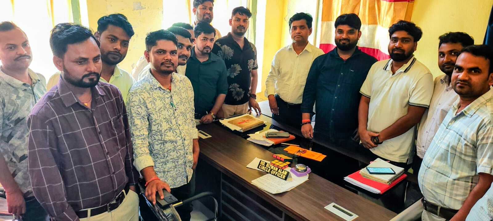 राजस्व कर्मियों ने 86 दिनों तक हड़ताल के बाद सोमवार को दिया योगदान