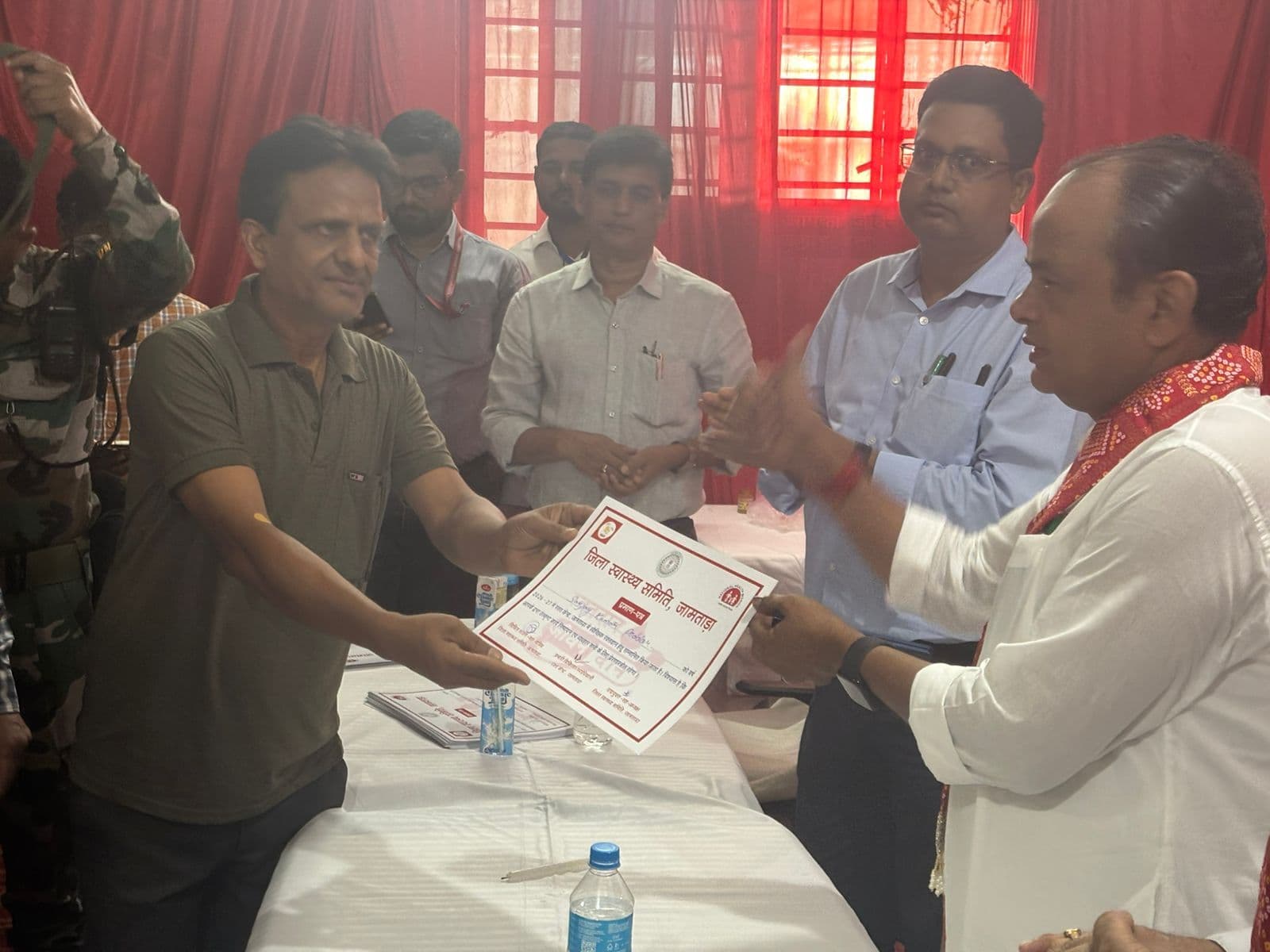 प्रत्येक व्यक्ति को नियमित रक्तदान करना चाहिए : डॉ इरफान