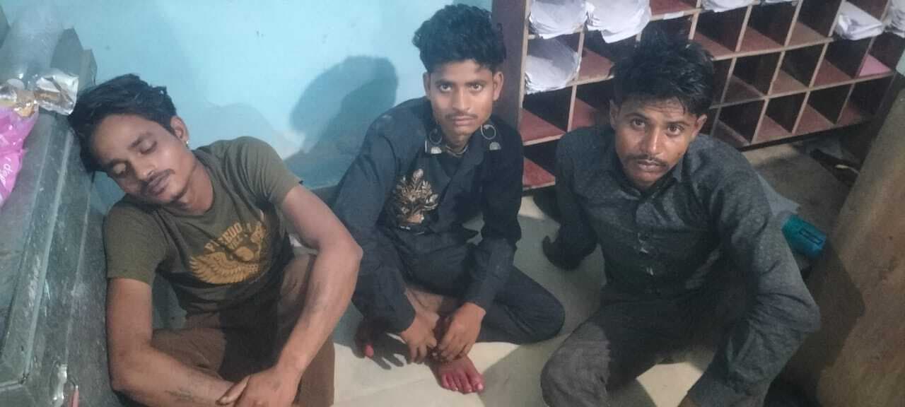 ARARIA : नाबालिग से शादी रचाने यूपी से पहुंचे दूल्हा समेत तीन गिरफ्तार