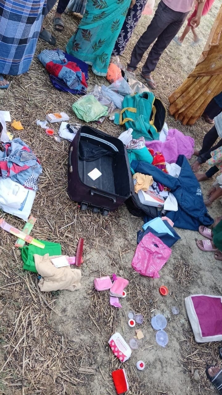 चोरों ने फिर दो घरों को खंगाला, ग्रामीणों में भारी आक्रोश