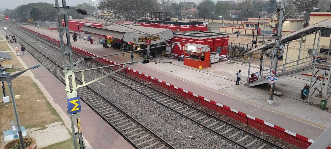 BANKA : सड़क मार्ग ठप, तो रेलवे सक्रिय, विक्रमशिला संकट के बीच स्पेशल ट्रेन का तोहफा