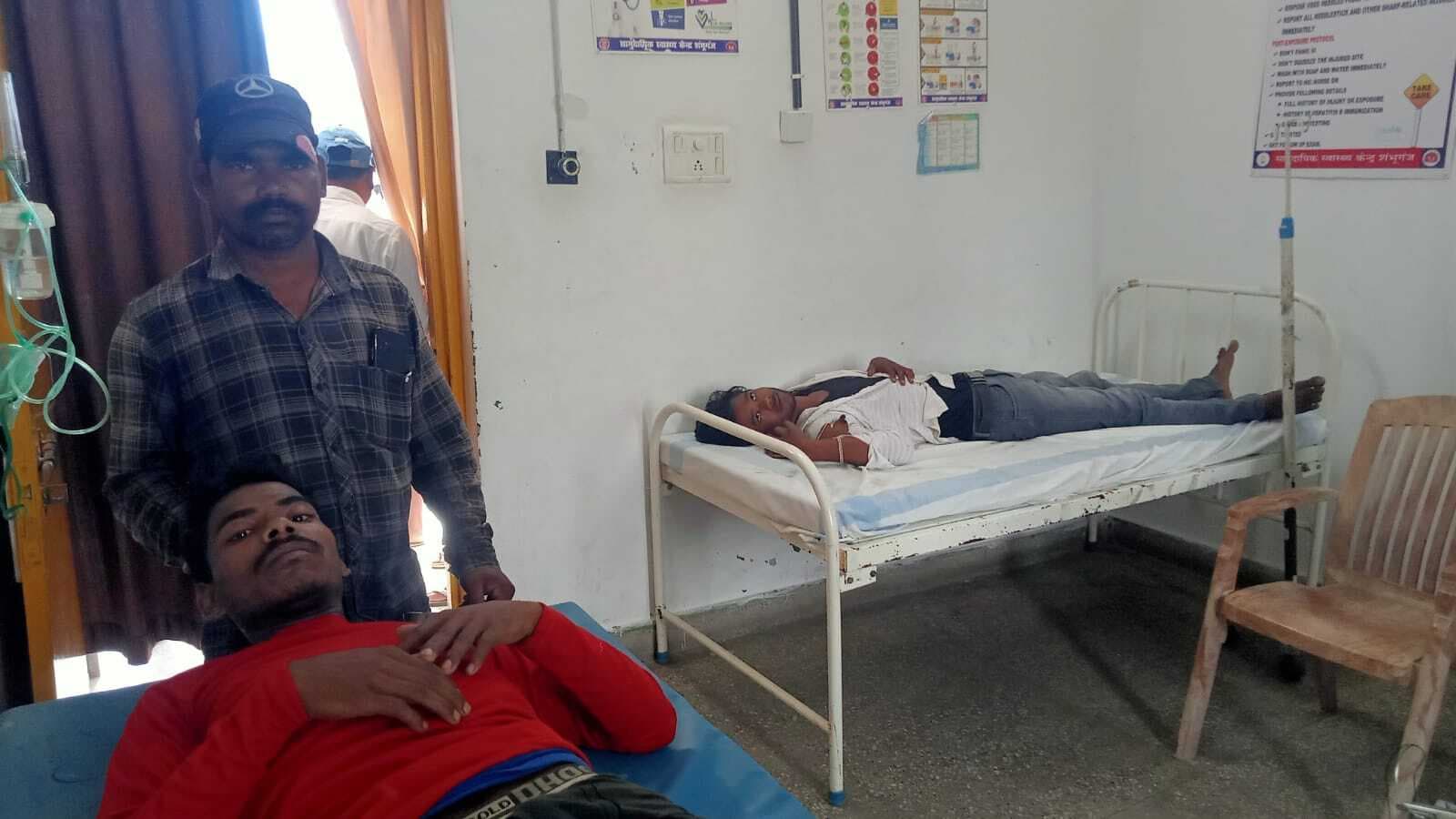बांका : शंभुगंज में ई रिक्शा व बाइक की टक्कर में दो लोग जख्मी, भागलपुर रेफर