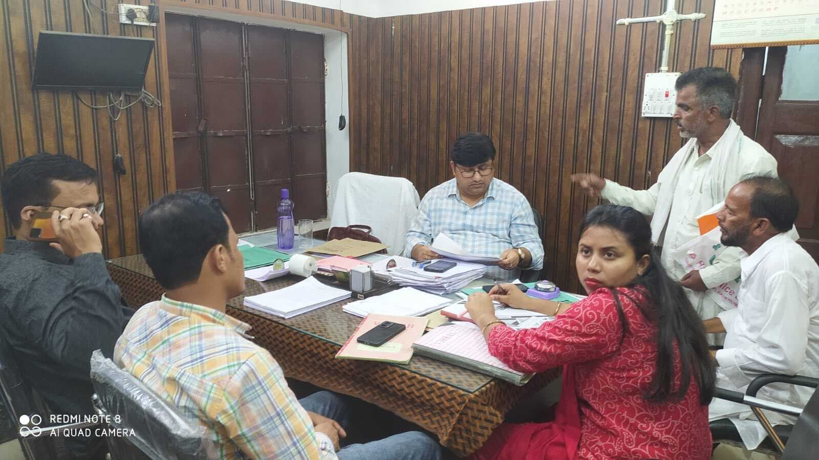 ARARIA : जन शिकायत से संबंधित प्राप्त आवेदन काे ससमय निष्पादन करें कर्मी : सीओ
