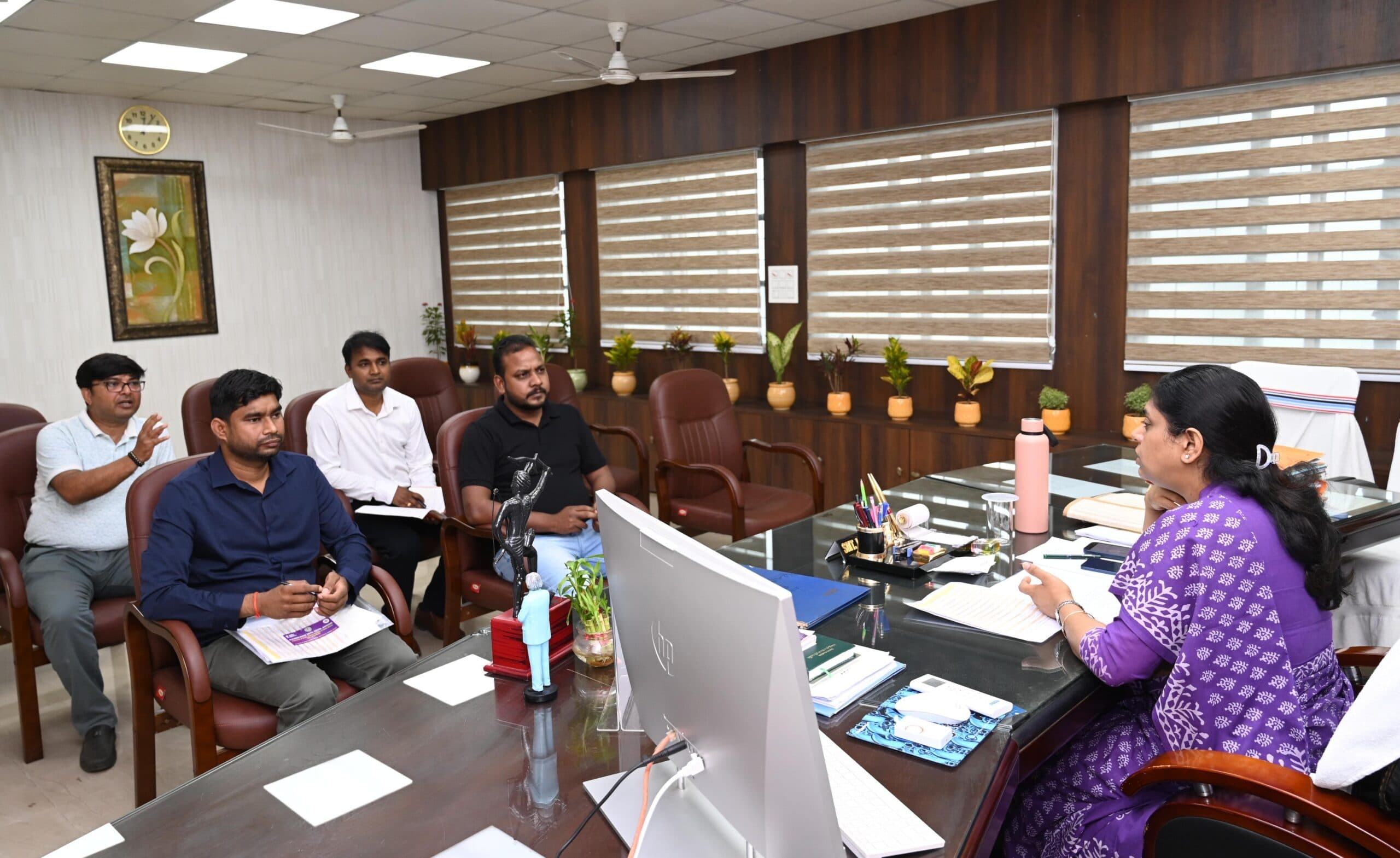 डीसी ने डिजिटल हेल्थ सेवाओं को सशक्त बनाने के दिये निर्देश