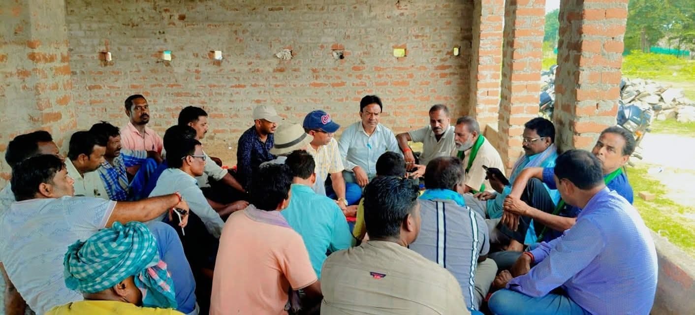 झामुमो कार्यकर्ता ग्रामीण क्षेत्रों में बनायें मजबूत पकड़