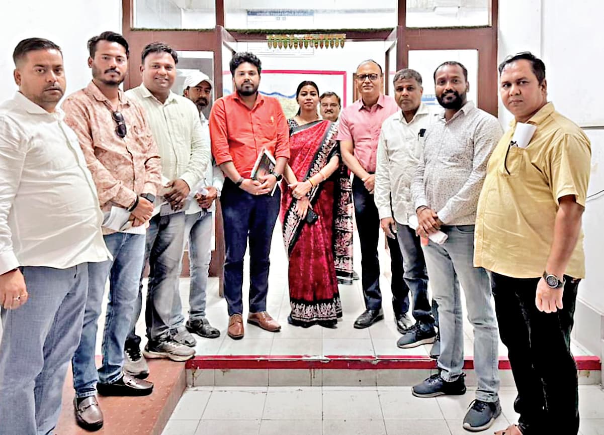 Jamshedpur News : विधायक ने उठाये जनता के मुद्दे, टाटा स्टील यूआइएसएल ने दिया समाधान का भरोसा