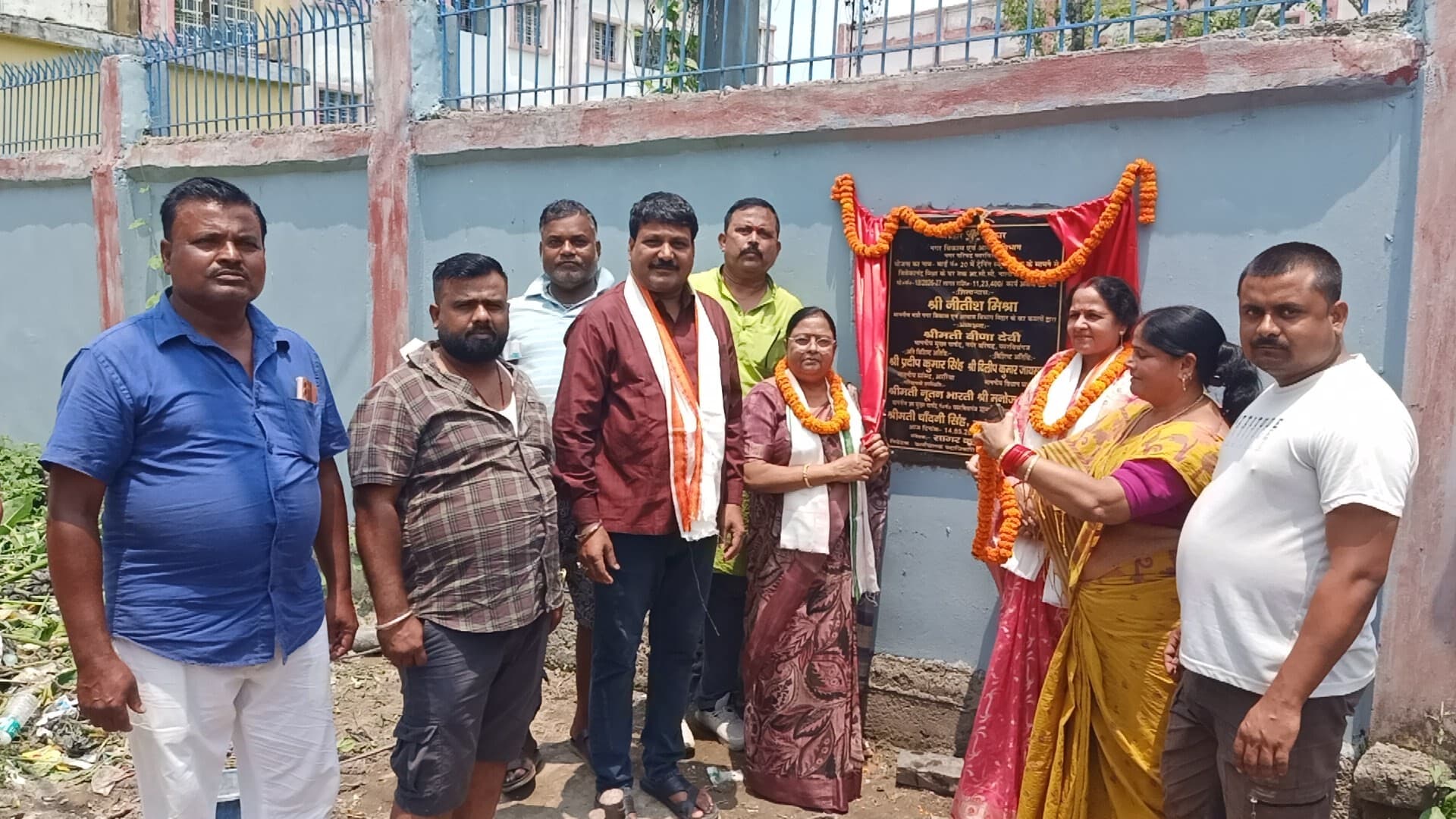 मुख्य पार्षद ने दो नाला निर्माण योजनाओं का किया शिलान्यास