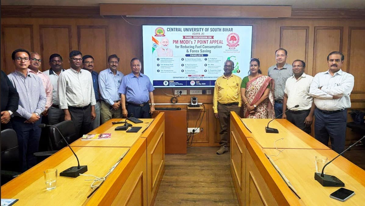 व्यक्तिगत सुविधा से पहले राष्ट्रहित हम सबका कर्तव्य : वीसी