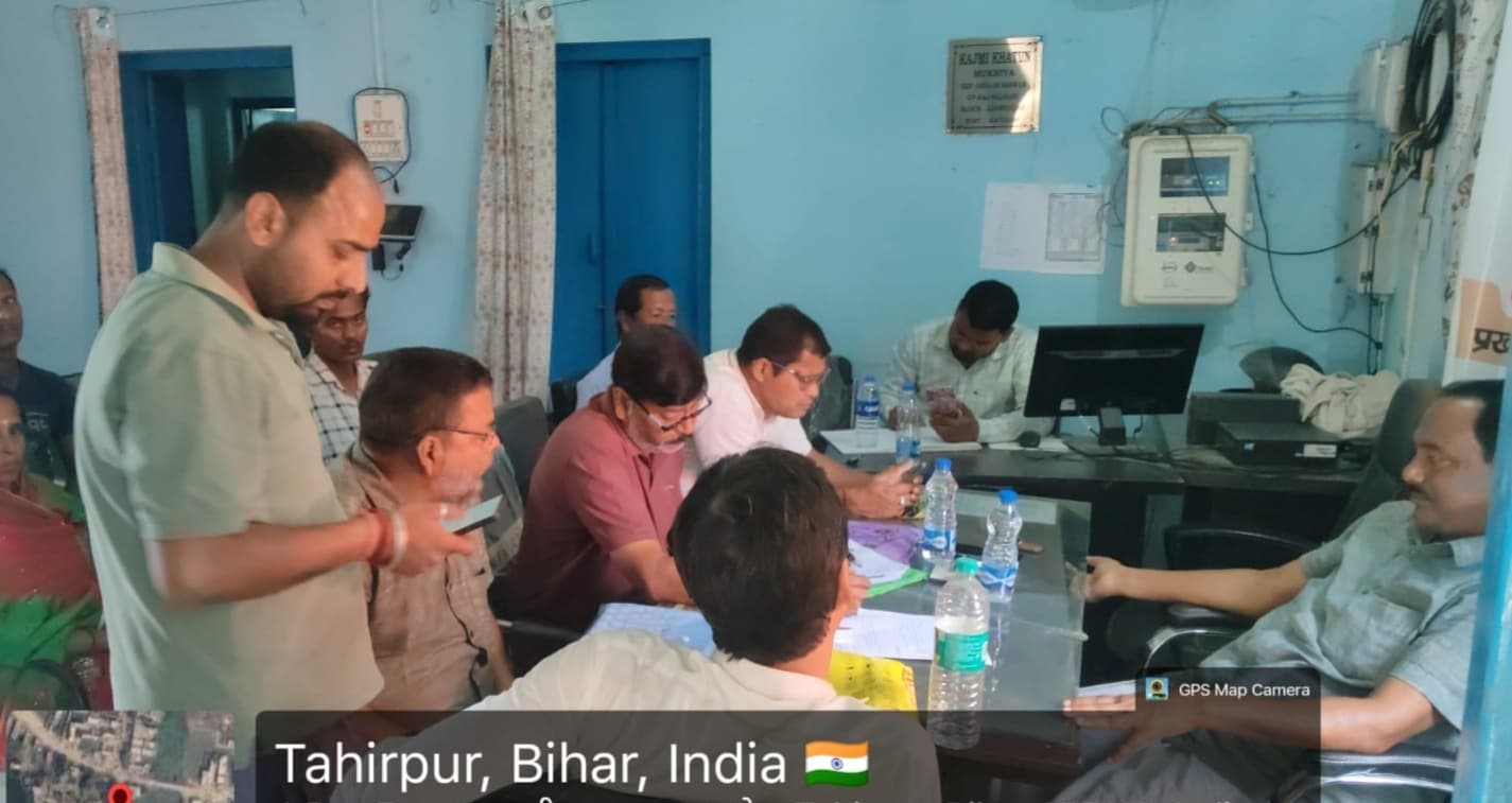 सालमारी में ग्राम सभा का किया आयोजन