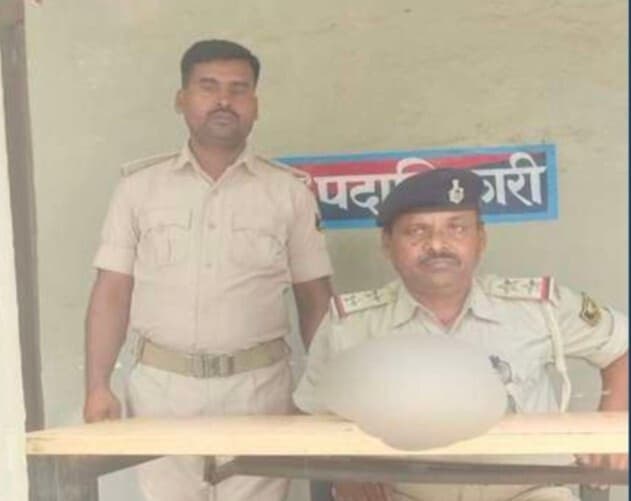 720 ग्राम गांजा पुलिस ने की बरामद