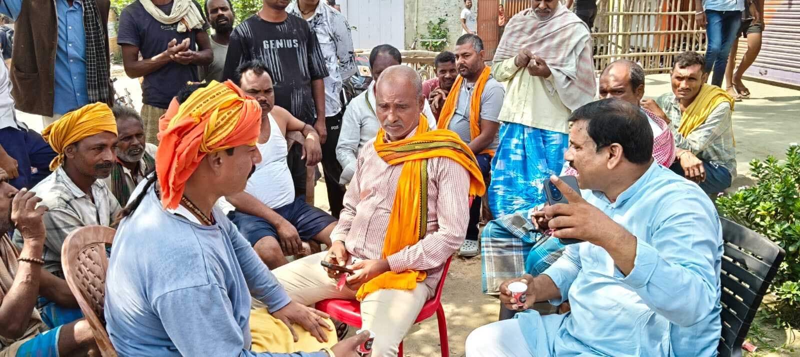 सामाजिक बैठक में जमीन विवाद सुलझाने की पहल