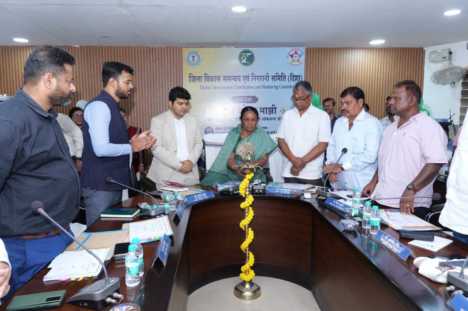 Chaibasa News : योजनाएं अंतिम व्यक्ति तक पहुंचना सभी की जिम्मेदारी : जोबा माझी