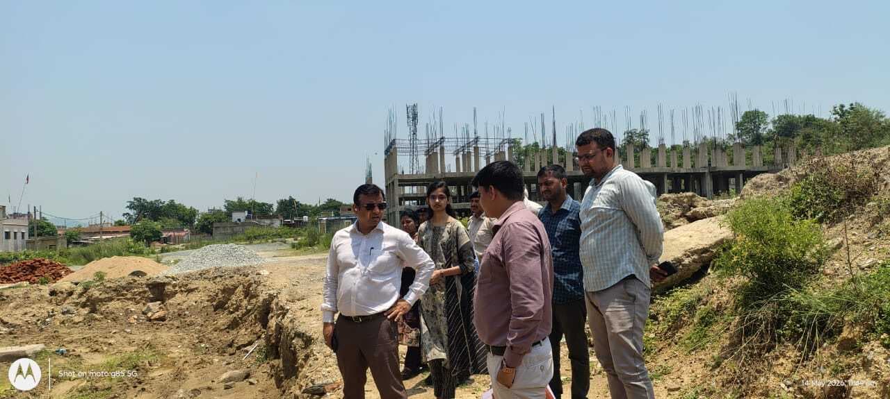 Jamshedpur News : बिरसानगर में 644 फ्लैटों का उपनगर आयुक्त ने किया निरीक्षण, दिये ये निर्देश