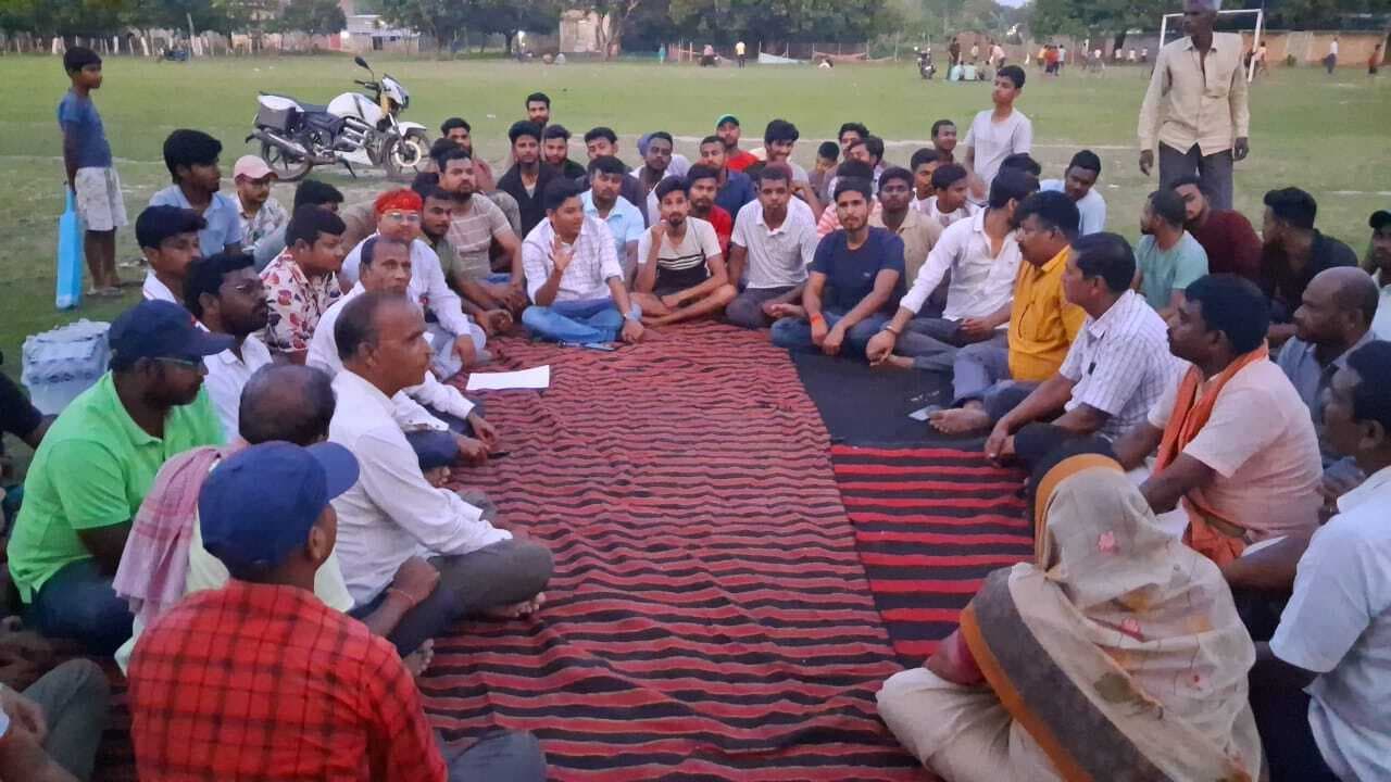 Purnea Protest: डिग्री कॉलेज की मांग पर गोलबंद हुआ टीकापट्टी, आंदोलन की चेतावनी