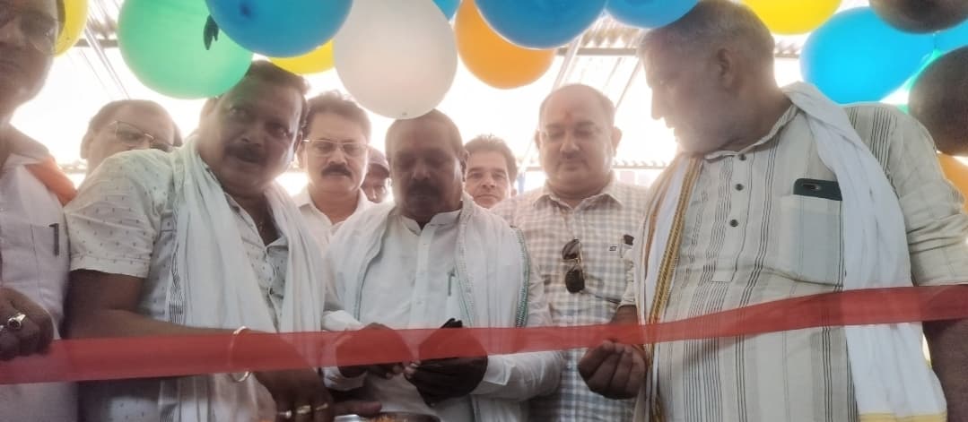 जलालपुर पैक्स में खुला प्रधानमंत्री जन औषधि केंद्र, सस्ती दर पर मिलेंगी दवाएं