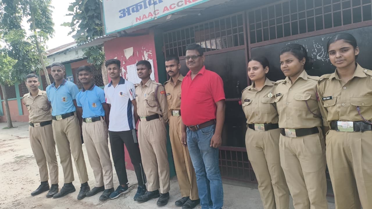 एनसीसी कैडेटों ने समाज सेवा का लिया संकल्प, आयोजित हुई भव्य संगोष्ठी