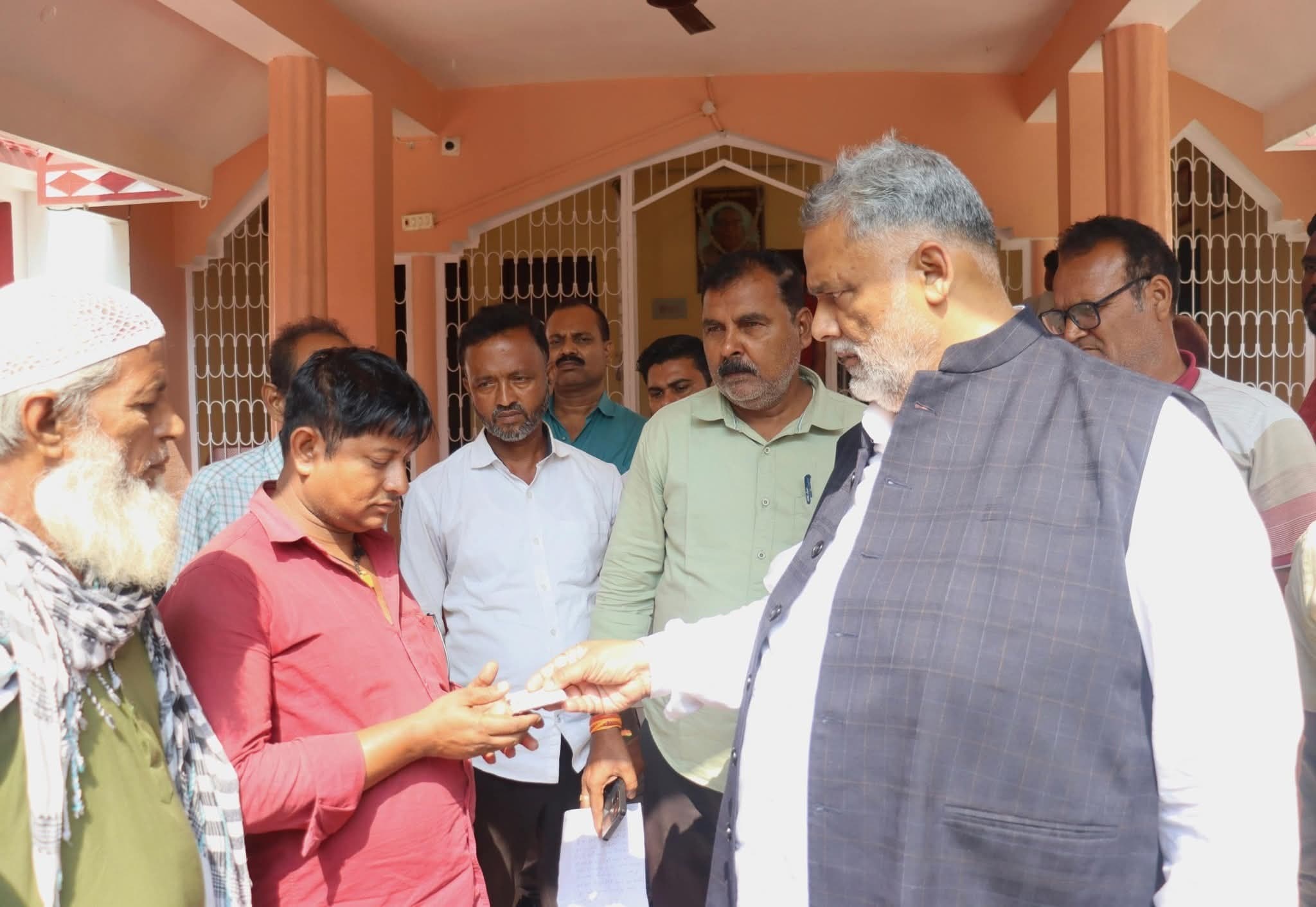खुर्दा में सांसद पप्पू यादव ने लगाया जनता दरबार, कई मामलों का किया निष्पादन