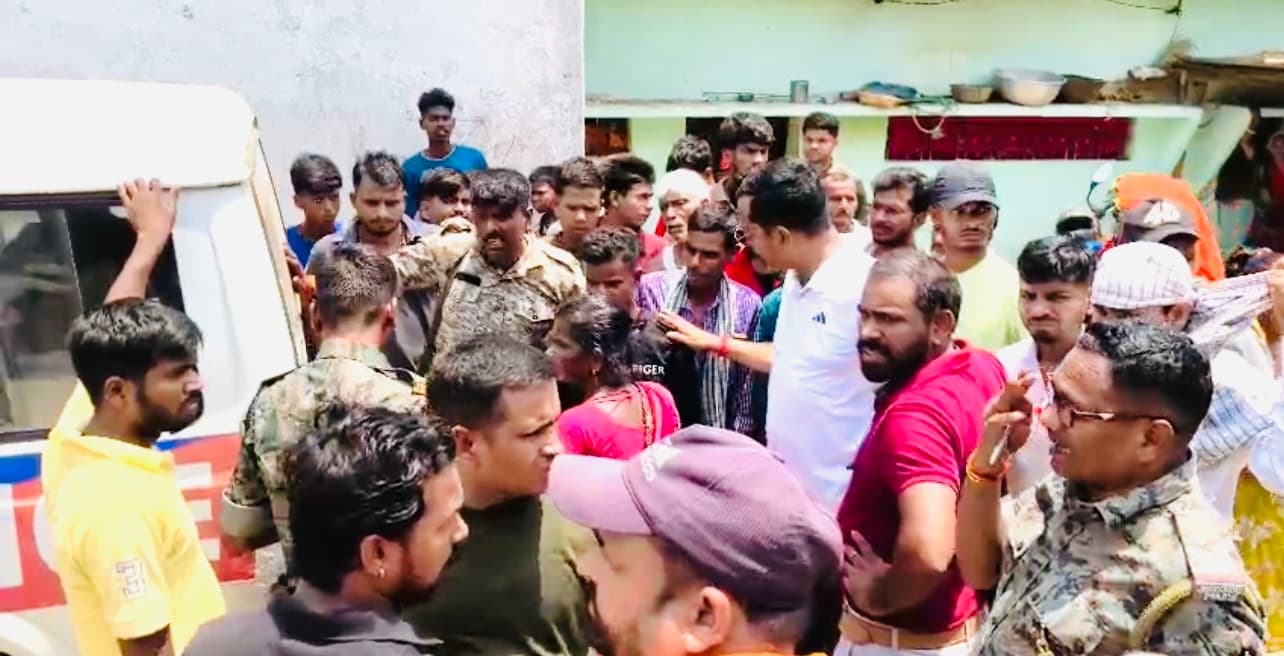 Giridih News :विवाहिता ने फांसी लगाकर दी जान, पति हिरासत