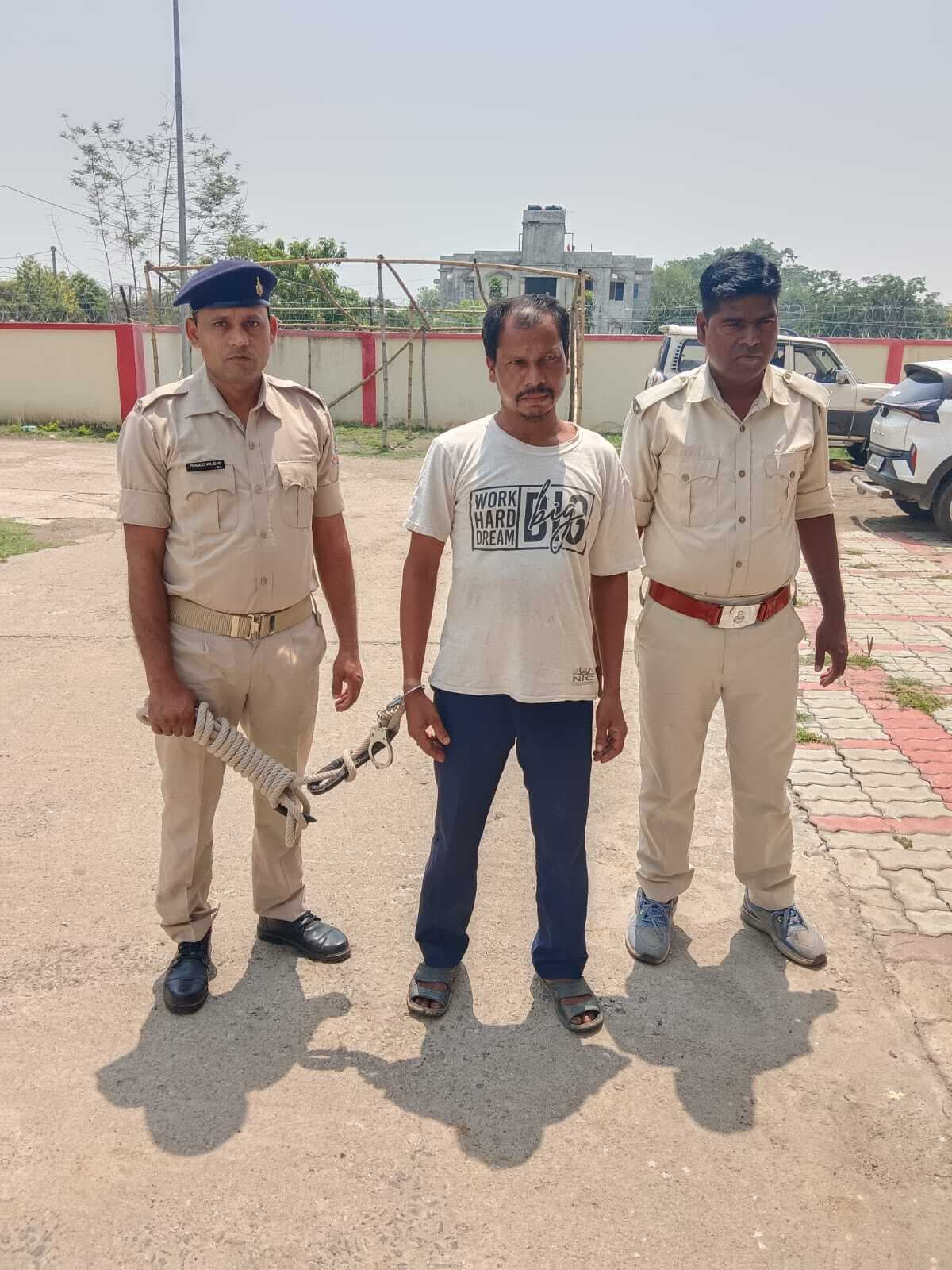 पुलिस ने दुष्कर्म के नामजद आरोपी किया गिरफ्तार, भेजा जेल