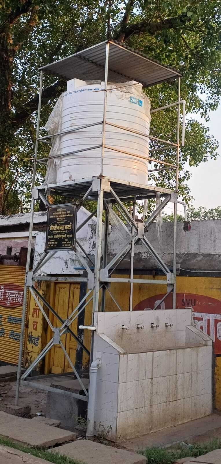15 दिनों से बंद पड़ा गांधी चौक का Water Stand Post, भीषण गर्मी में पानी के लिए भटक रहे लोग