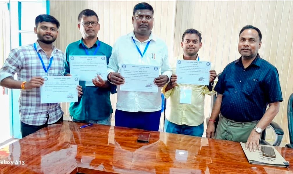 राष्ट्रीय जनगणना कार्य में उत्कृष्ट प्रदर्शन करने वाले कर्मी सम्मानित