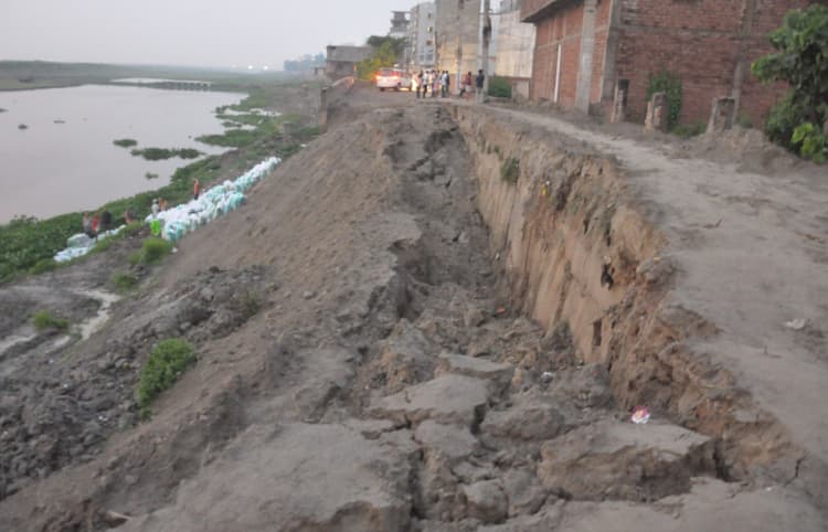 Bhagalpur. माणिक सरकार घाट पर कटाव रोकेगी गैवियन तकनीक