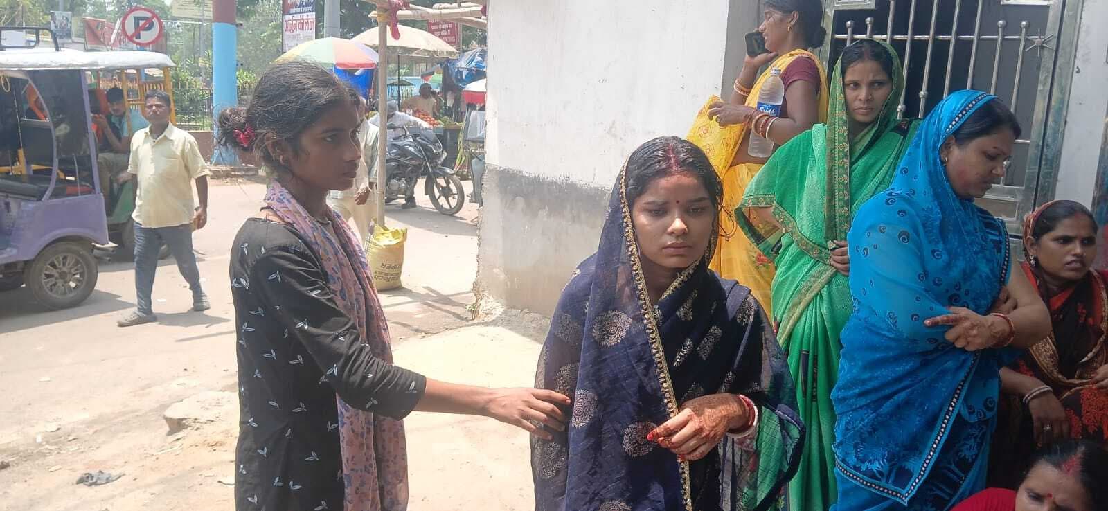 bhagalpur news.  दो माह पहले हुई थी शादी, सुलतानगंज के ऑटो चालक ने फांसी लगाकर दी जान