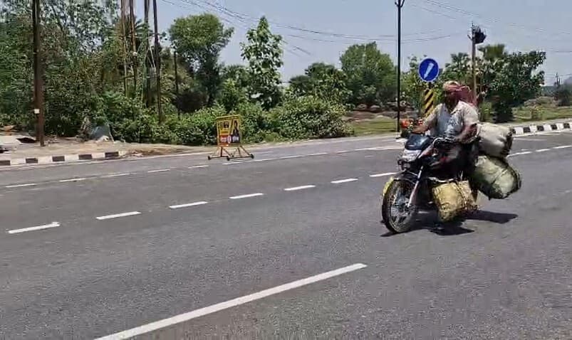 पथरगामा प्रखंड में अवैध कोयला और बालू ढुलाई का धड़ल्ले से कारोबार